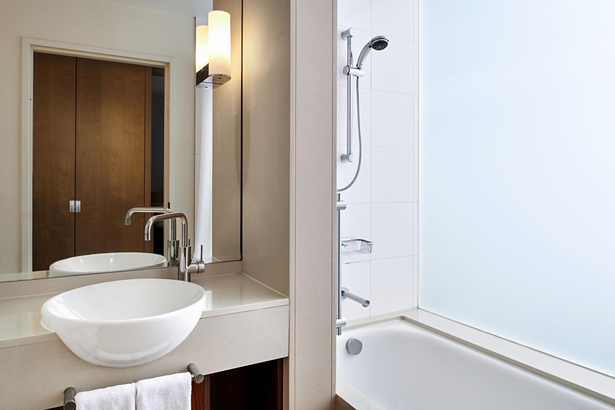 Crowne Plaza Sydney Macquarie Park By Ihg Sidney Exterior foto