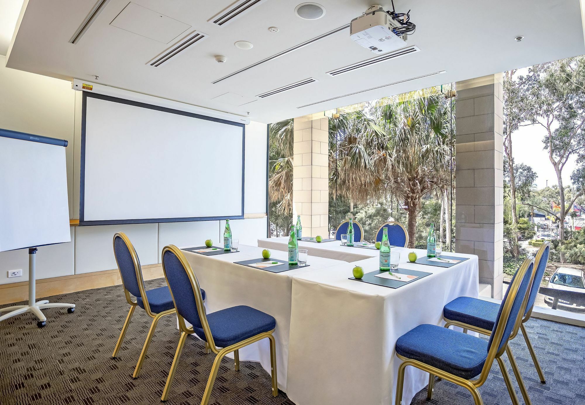 Crowne Plaza Sydney Macquarie Park By Ihg Sidney Exterior foto